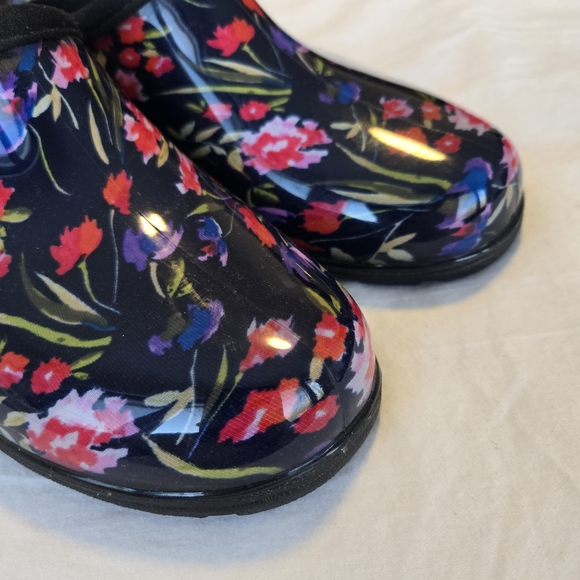 Sloggers Women's Floral Garden Shoes - Black and Multicolor, Size 7 - Picture 5 of 12